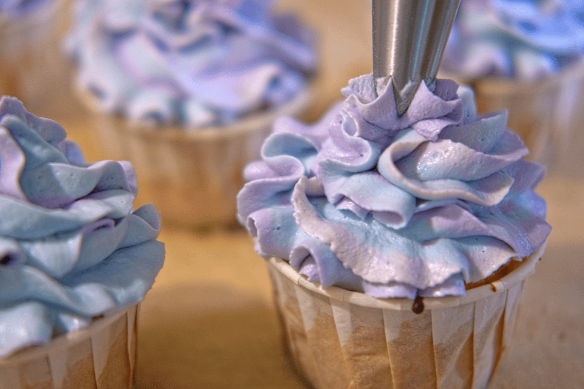 Comparing the Best Food Coloring Brands for Baking